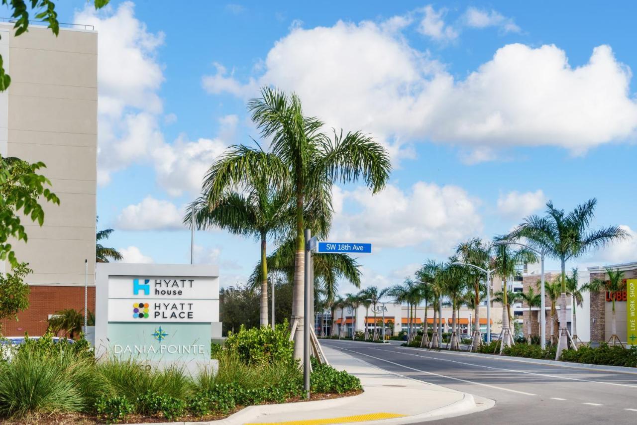 Hyatt Place Fort Lauderdale Airport/Cruise Port Dania Beach Exterior photo